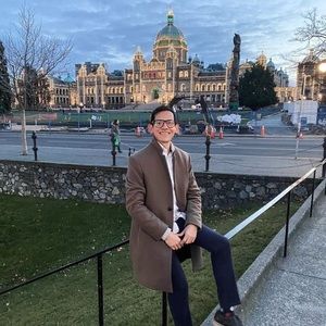 Meet your Posher, Luis